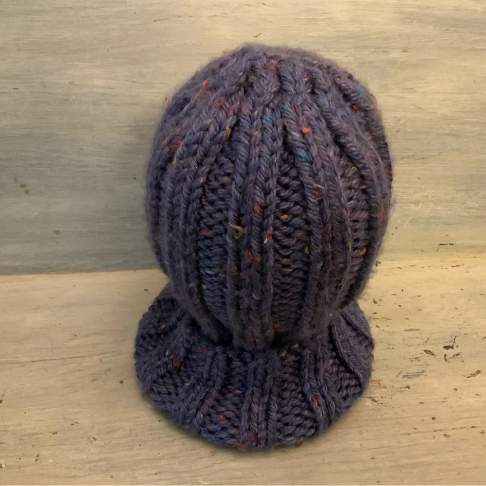 Handmade Women’s Knitted Purple Winter Face Mask Like New‎